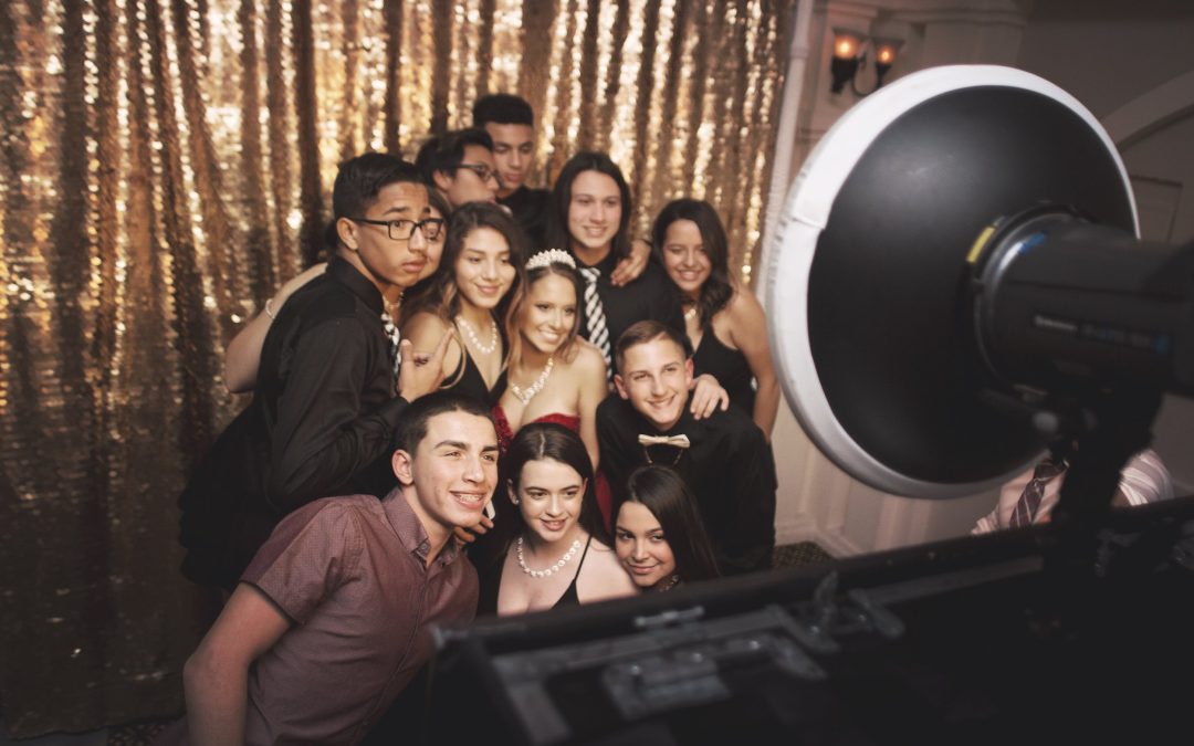 Elevate Your NJ Wedding Experience with Snapshot Photobooths